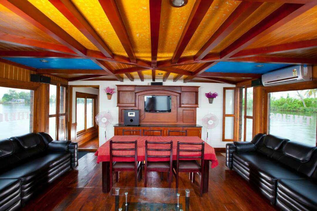 Alappuzha Beach Paradise Day Cruise Houseboat מראה חיצוני תמונה