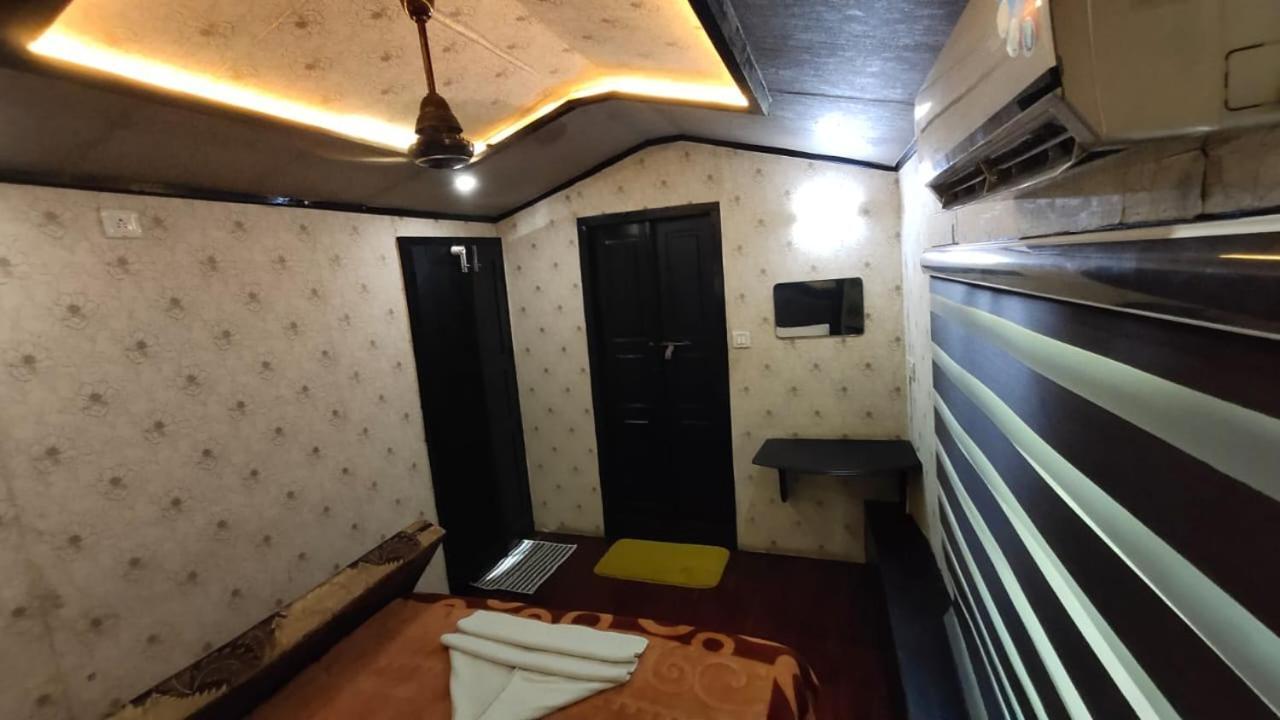 Alappuzha Beach Paradise Day Cruise Houseboat מראה חיצוני תמונה