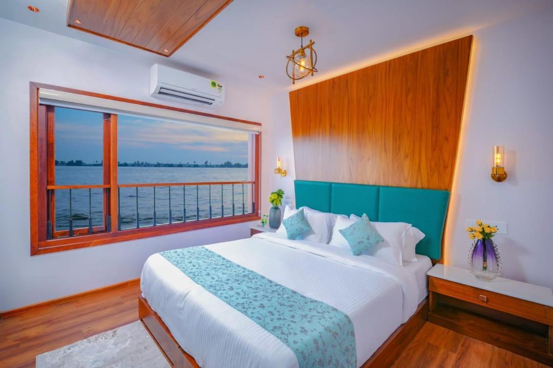 Alappuzha Beach Paradise Day Cruise Houseboat מראה חיצוני תמונה