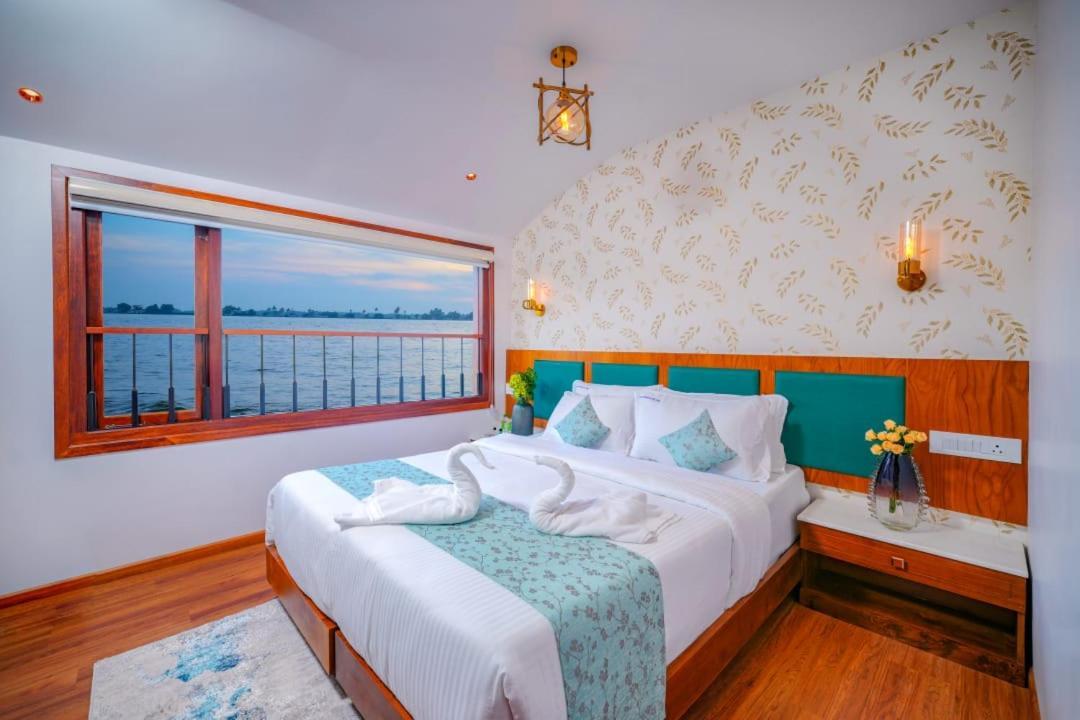 Alappuzha Beach Paradise Day Cruise Houseboat מראה חיצוני תמונה